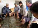南東北医療クリニックの足湯にて